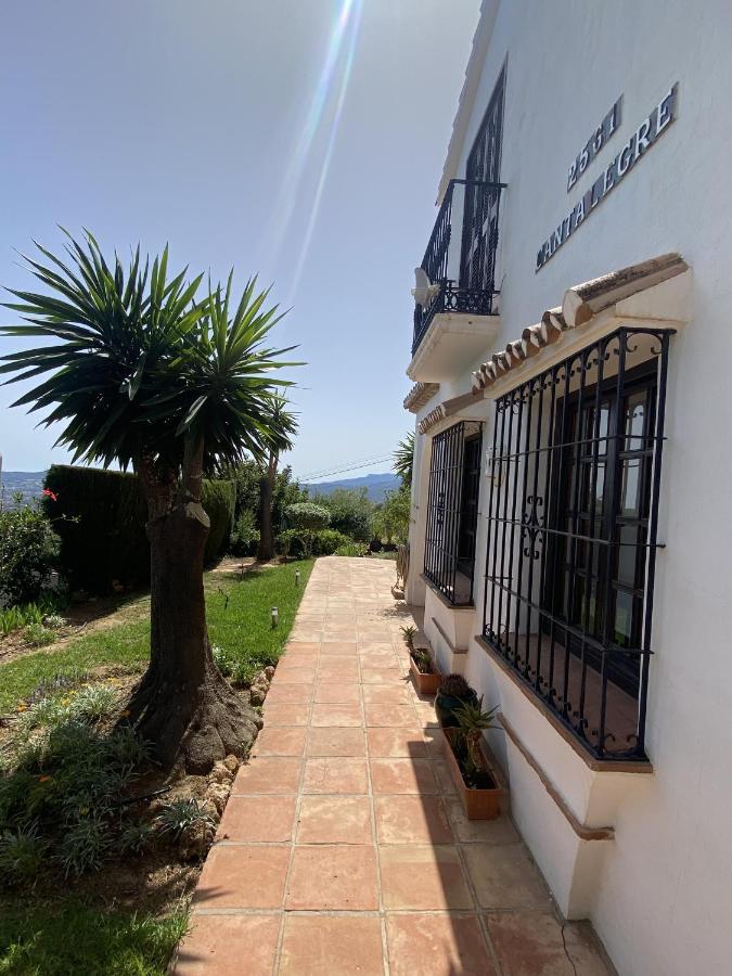 Terraced House In The Mountains With Fantastic View Villa Malaga Bagian luar foto
